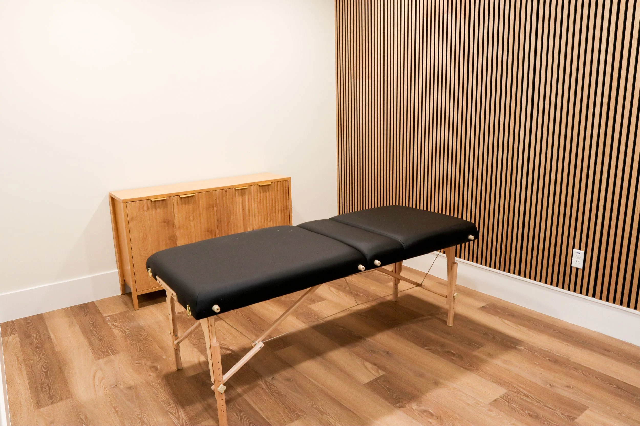 Wild Oak Salon Suite 6